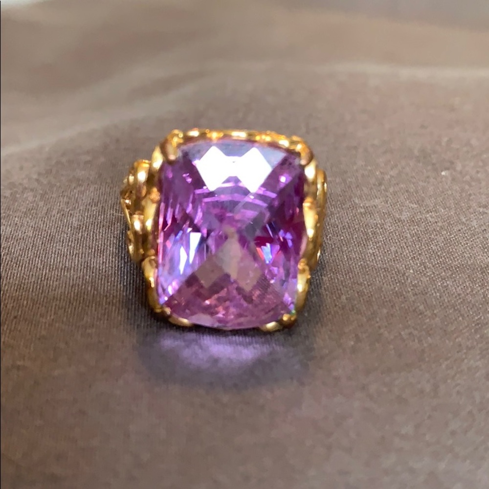 Lavender stone - gold ring